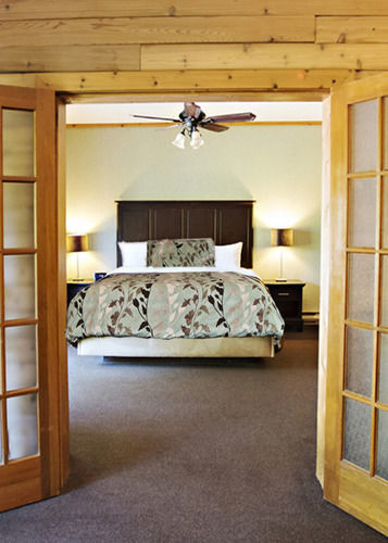 Oakwood Resort